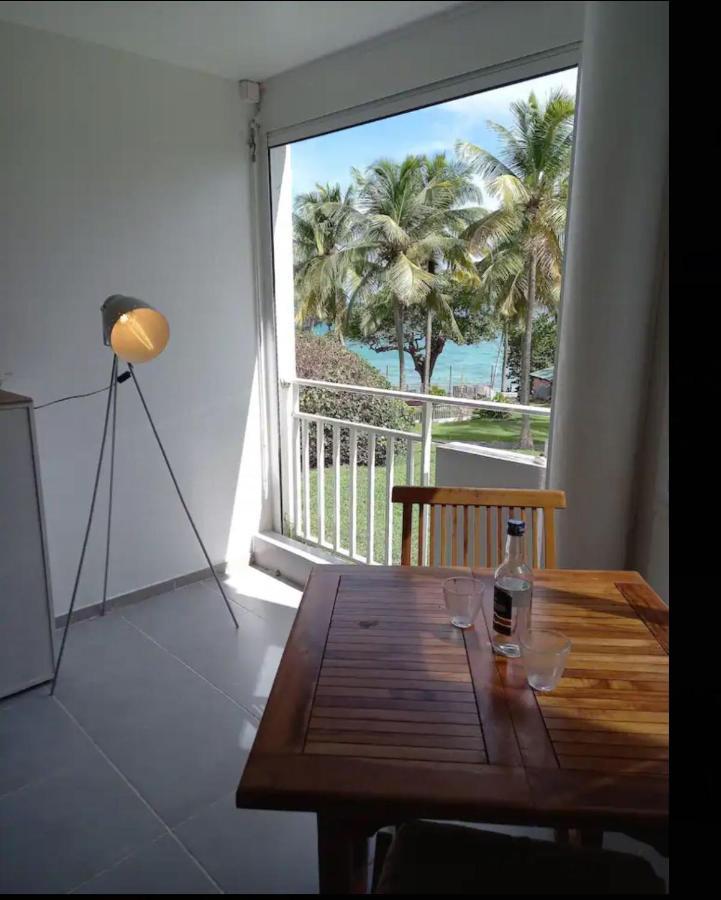 Grand Studio De 41 M², Vue Mer Et Jardin Tropical. Le Gosier  Exteriér fotografie